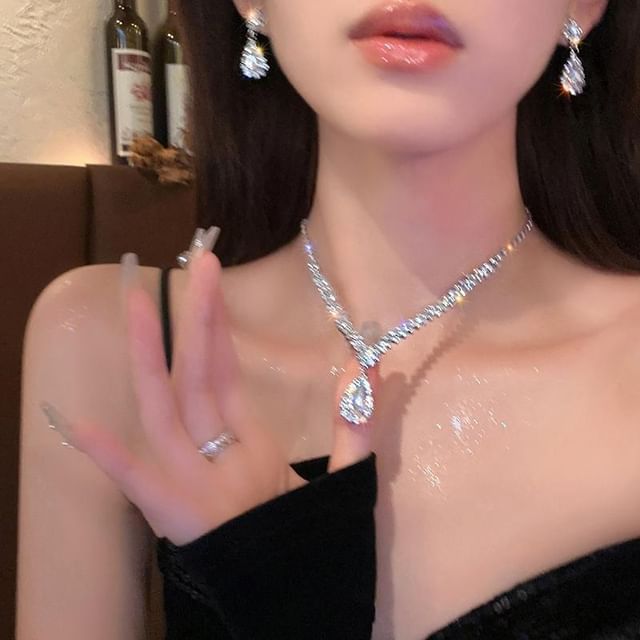 CZ Pendant / Set Earring Necklace Drop