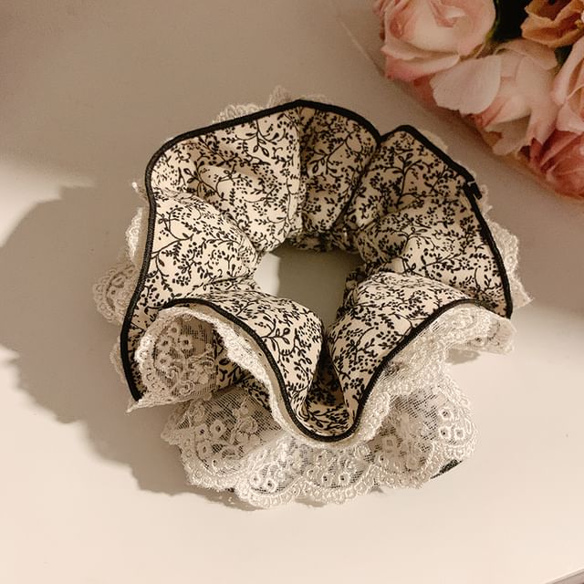 Print Scrunchie Lace Trim Floral