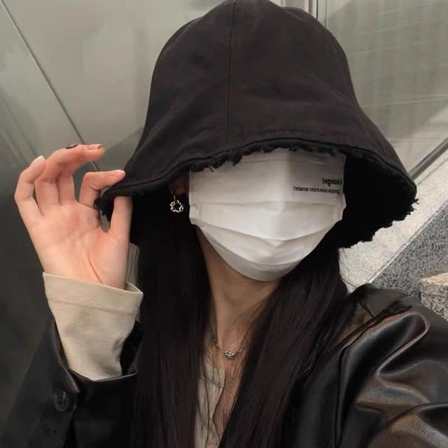 Hat Bucket Plain Frayed