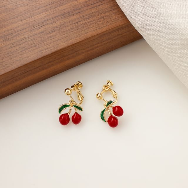 Clip-On Drop Earring Cherry /