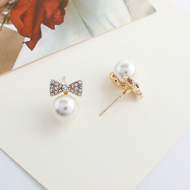 Pearl Faux Bow Earring