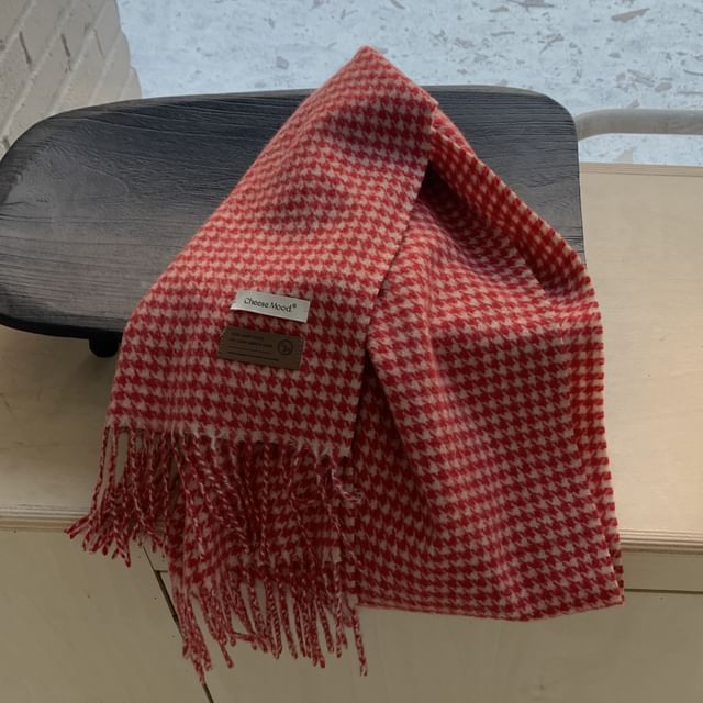 Fringed Trim Plaid Applique Scarf