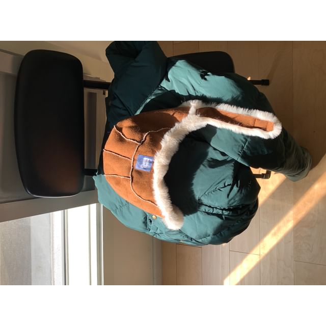 Applique Fluffy Trim Plain Hat Trapper