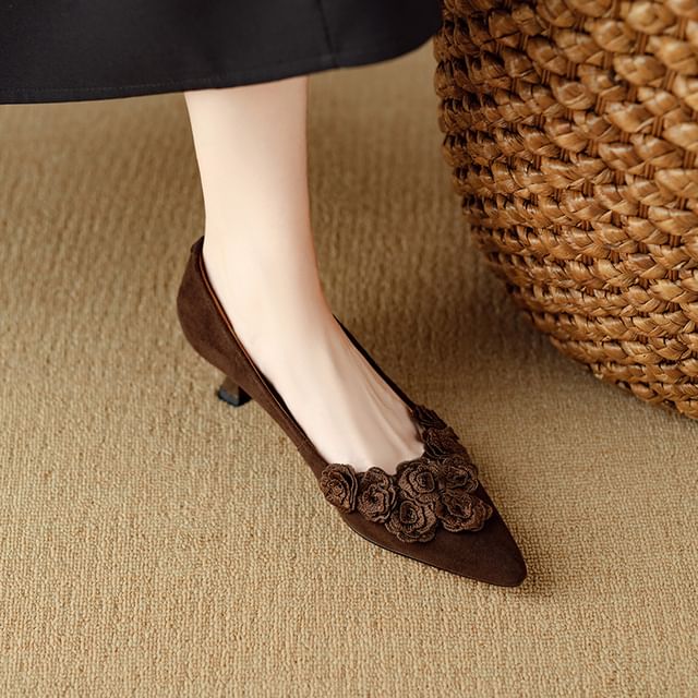 Accent Kitten Heel Toe Pointed Pumps Flower Plain