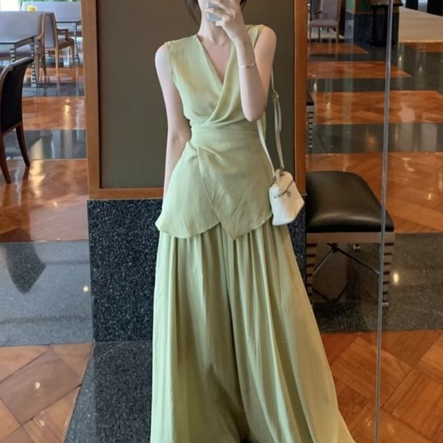 + Waist Set: V-Neck Tank A-Line Maxi Elastic Top Plain Skirt Asymmetrical