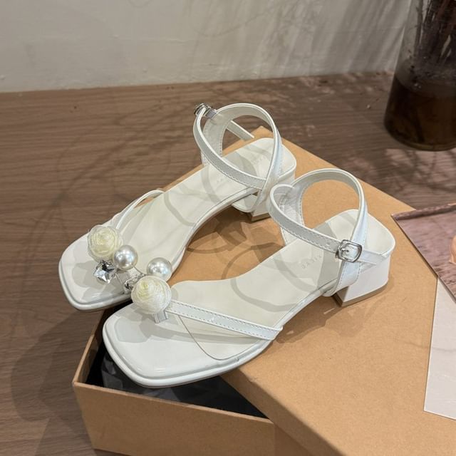 Block Faux Sandals Pearl Heel Flower