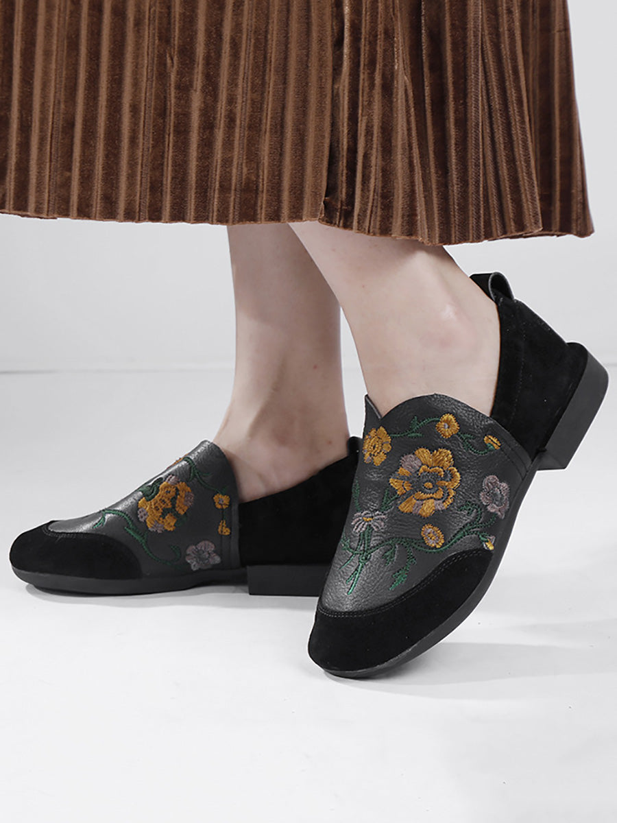 Women Ethnic Autumn Embroidery Leather Low Heel Shoes AI1020