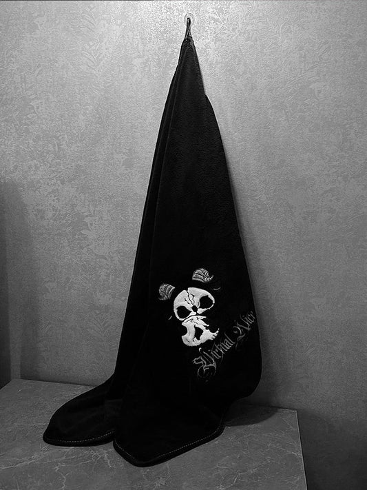 Reaper Gothic Black and Towel Grim White Bath