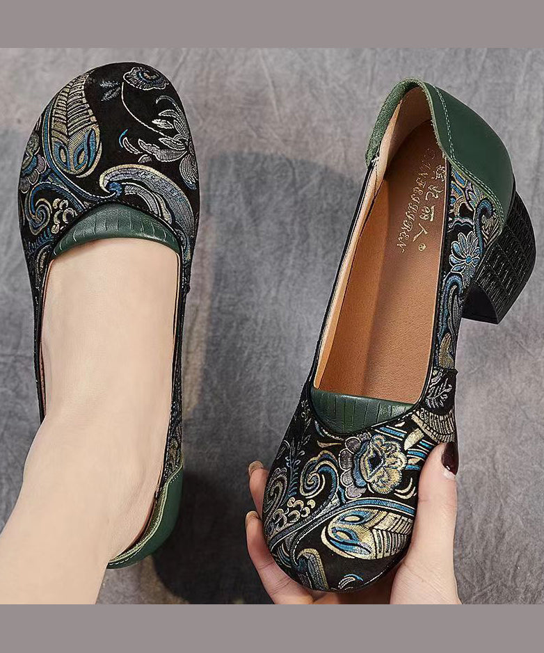 2024 New Retro Green Embossed Chunky Heels CZ1003