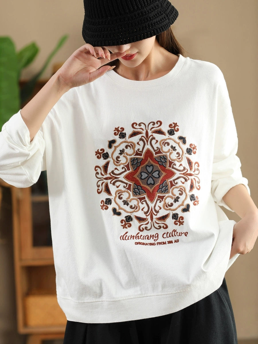 Women Autumn Flower Embroidery O-Neck Cotton Sweatshirt WG034