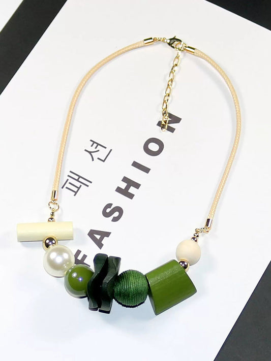 Geometric Women Artsy Necklace Wooden Pandent