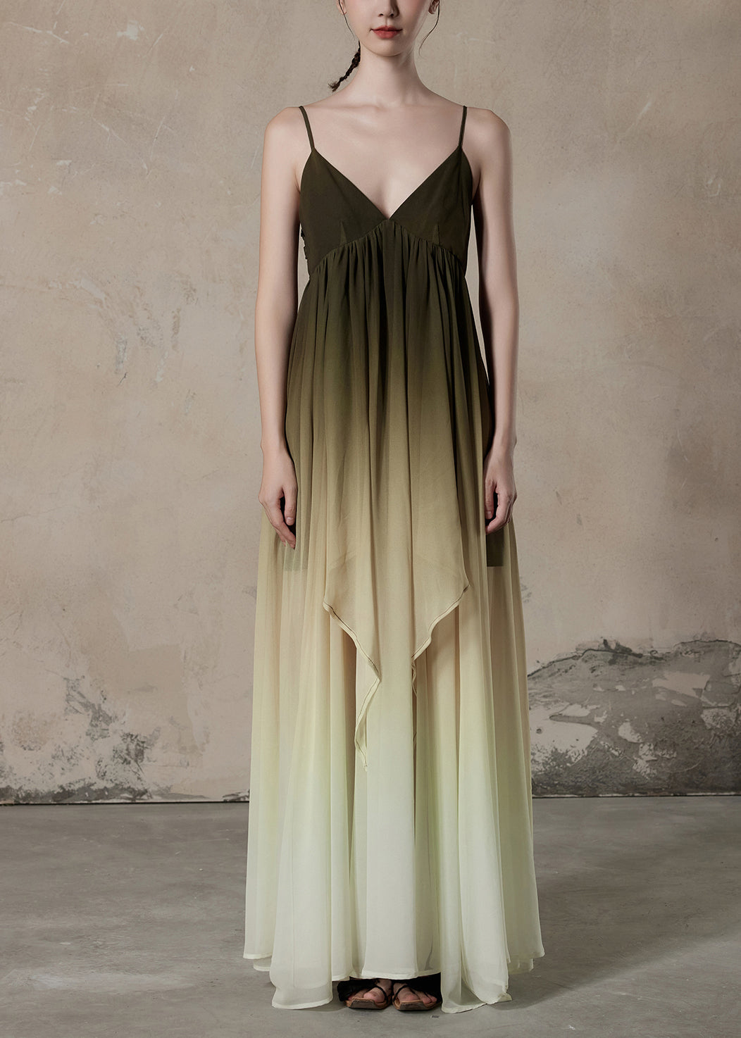 V Long Wrinkled Sleeveless Neck Chic Color Gradient Dress Chiffon