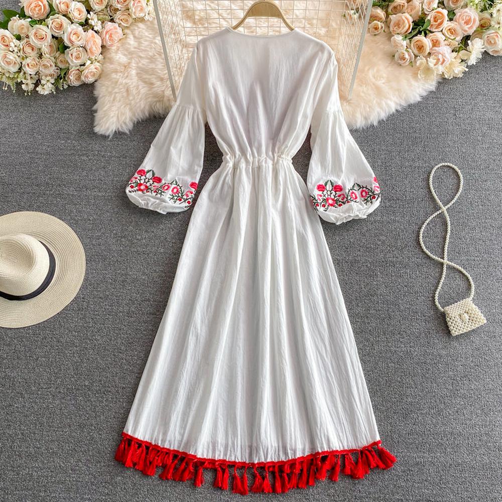 Retro White V-neck Lacing Embroidery Tassel Hem Long Puff Sleeve Dress