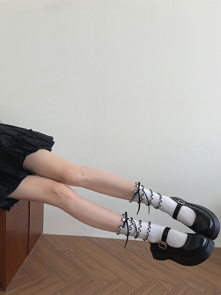 Bowknot With White Trims Calf Tiered Socks Ruffle Black