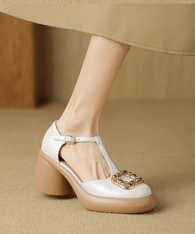 Hollow Chunky Heels Zircon Splicing Apricot Out Sandals