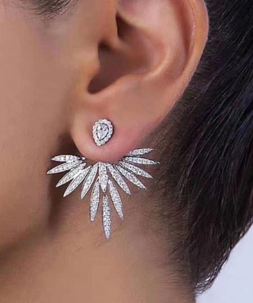 Beautiful White Sterling Silver Sunflower Zircon Stud Earrings MM084