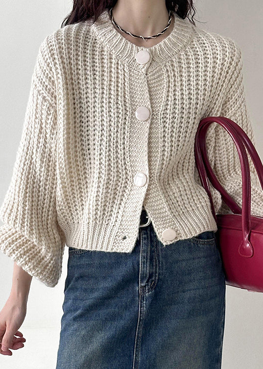 Cardigan en tricot de coton beige à boutons et col rond à manches longues AF1035 