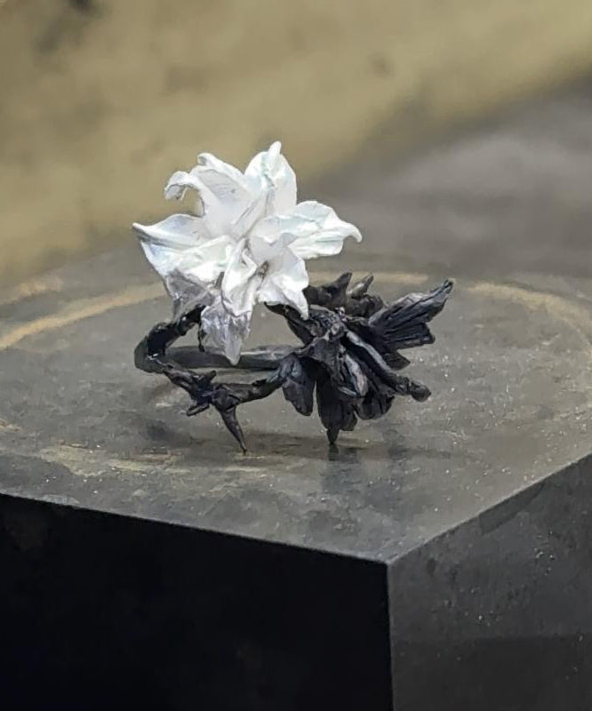 Chice Black White Stering Silver Floral Rings QJ002