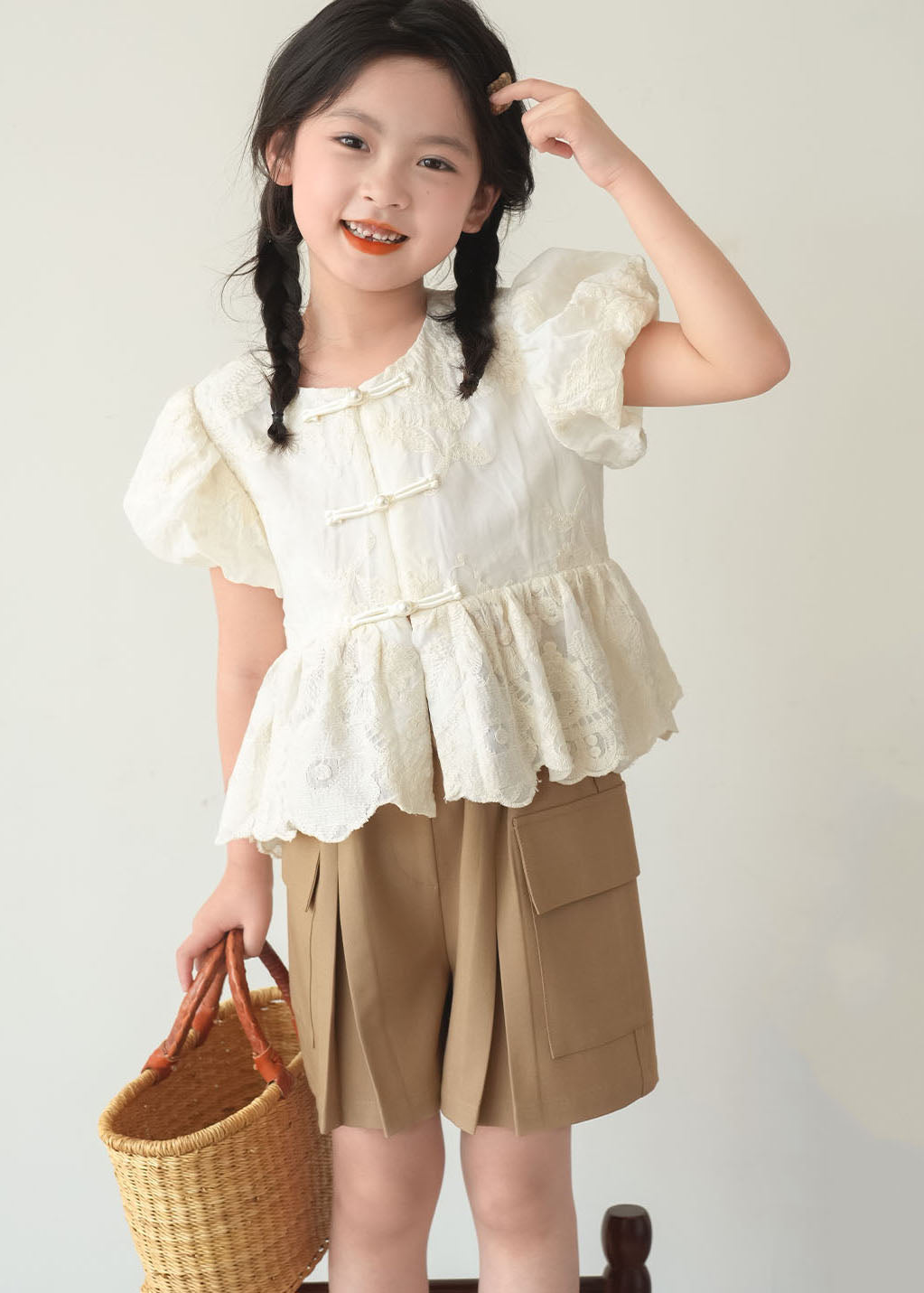 Chinese Style Beige O-Neck Patchwork Button Kids Shirt Short Sleeve SS1004