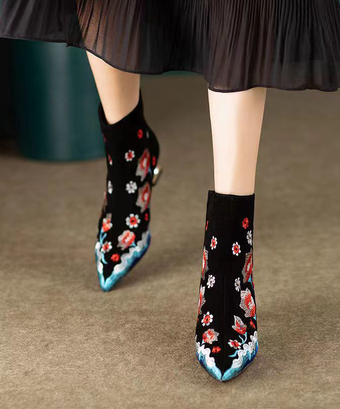 Chinese Style Black Flower Embroidered Pointed Toe Short Boots CZ1018