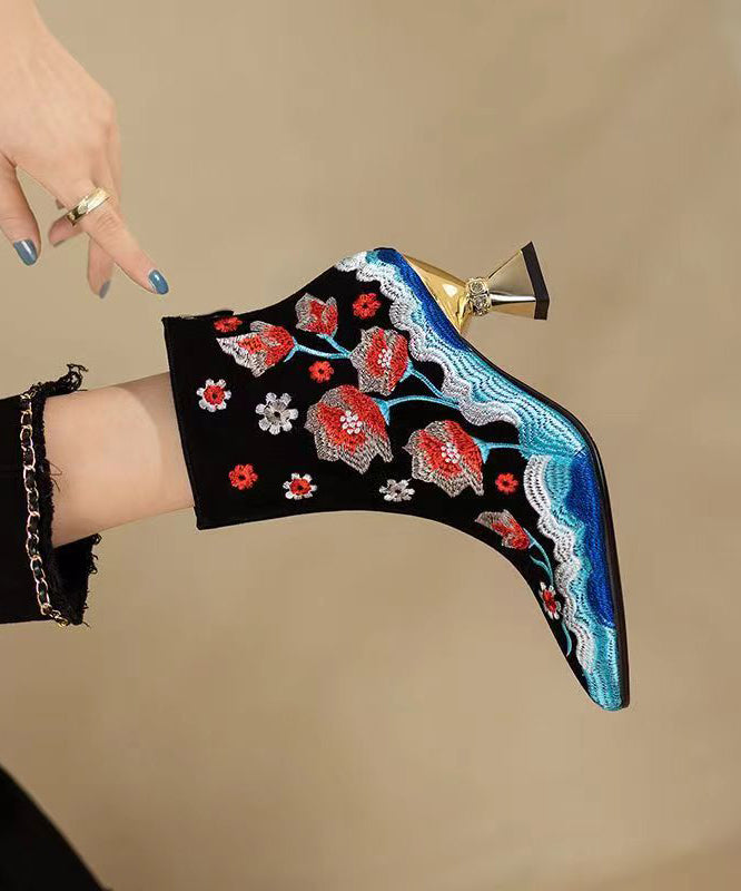 Chinese Style Black Flower Embroidered Pointed Toe Short Boots CZ1018