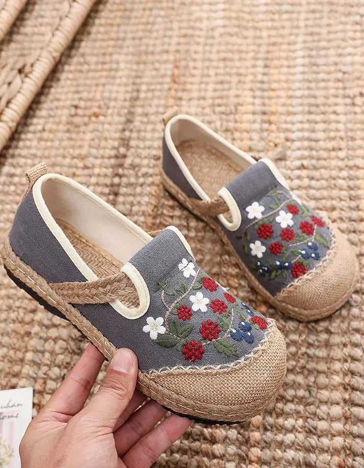 Chinese Style Embroidery Flower Linen Shoes Ada Fashion