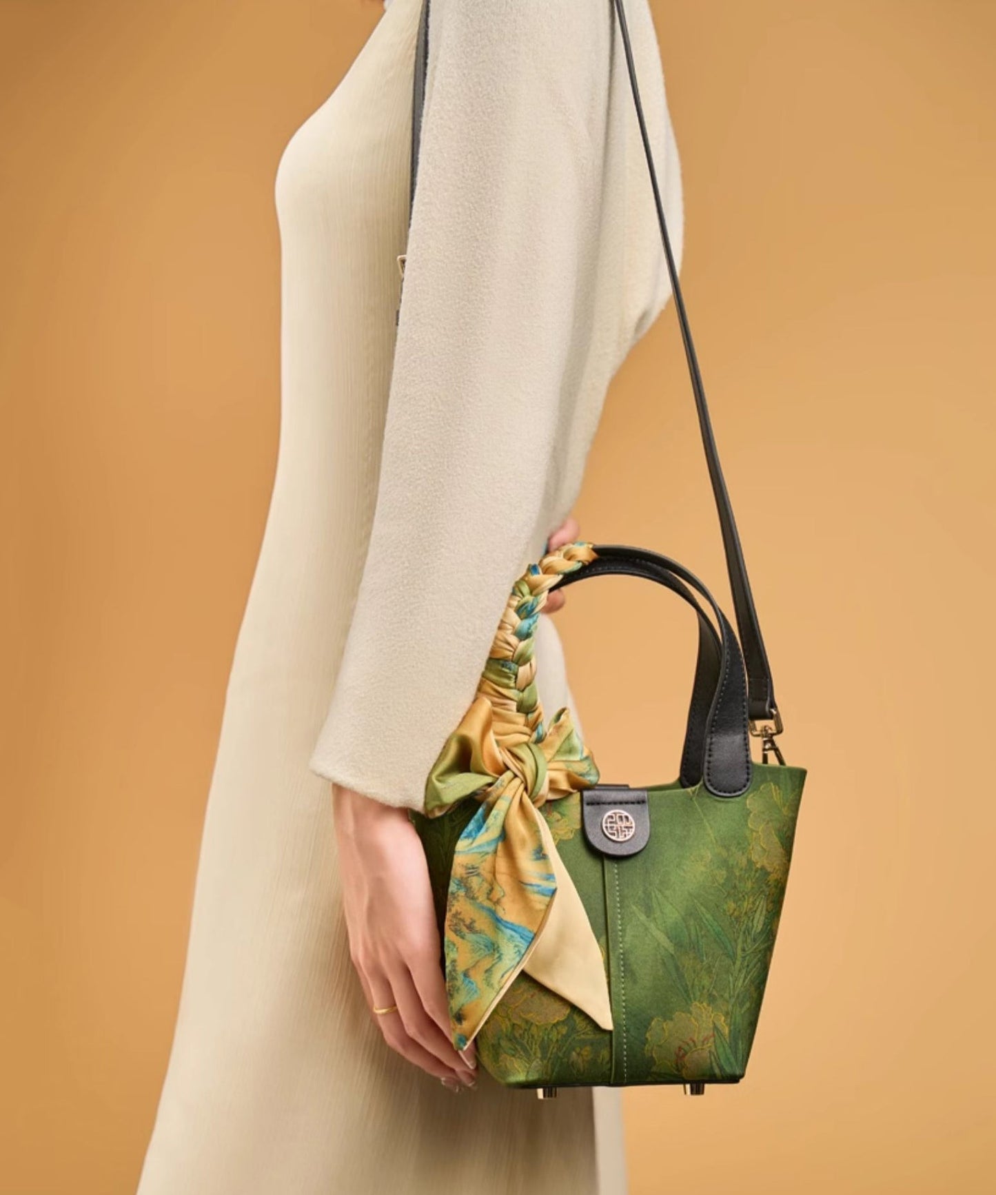 Silk Style Chinese Versatile Handbag Green Tote Print