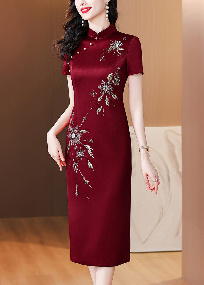 Robe d'été en soie rouge vin de style chinois avec col montant et zircon ouvert sur le côté BB018