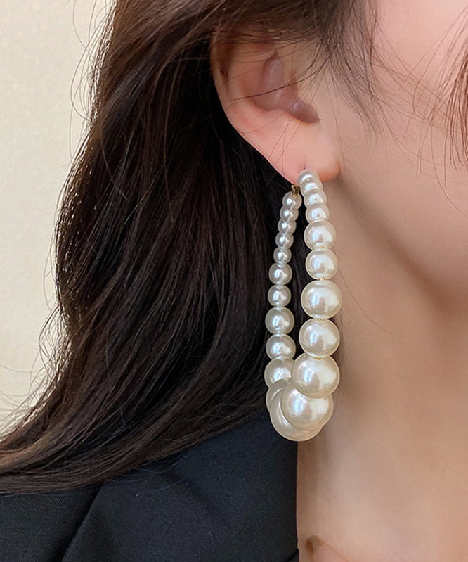 Boucles d'oreilles créoles élégantes en cuivre blanc avec perles dorées ZZ034