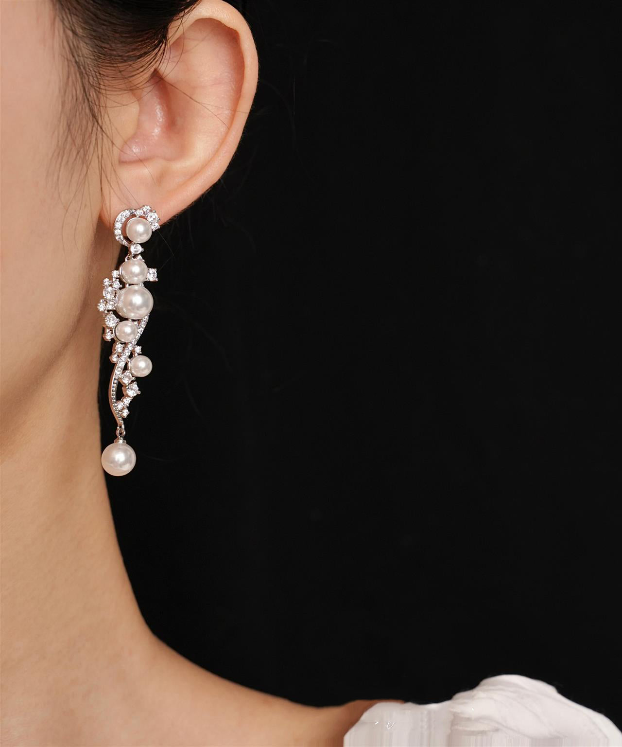Zircon Pearl White Stergild Classy Drop Silver Earrings