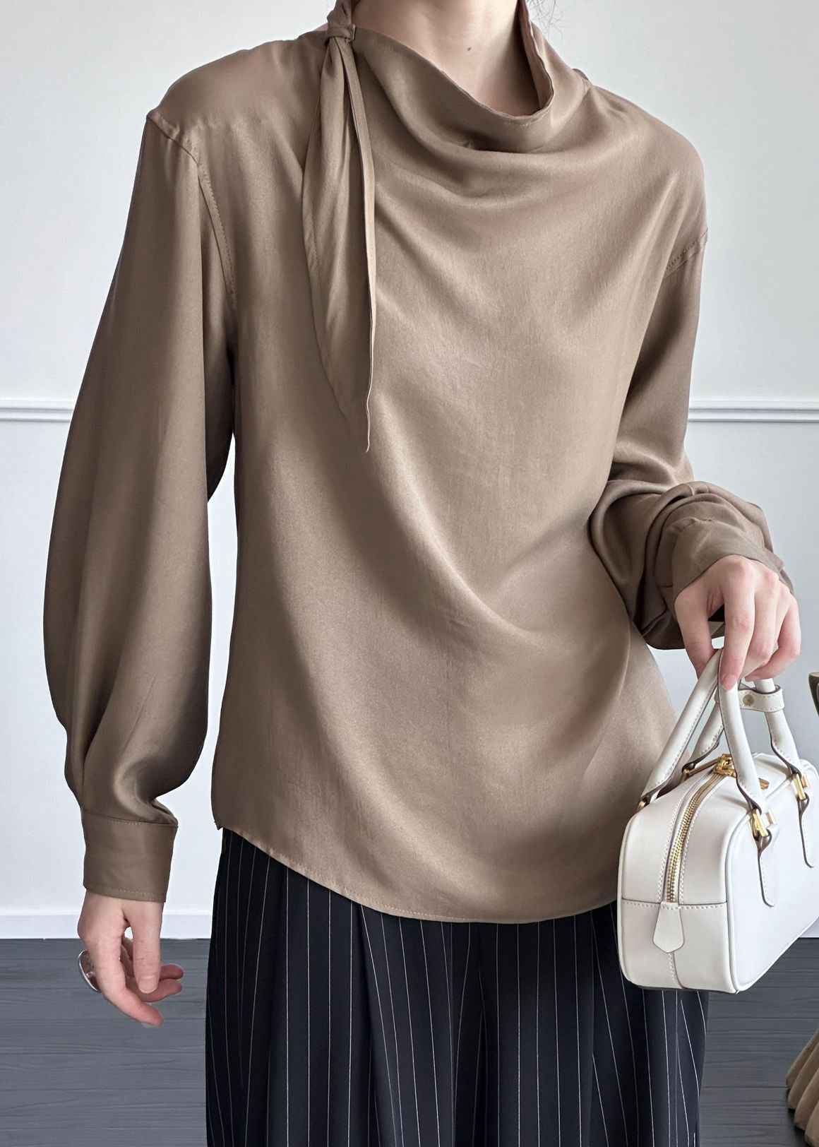 Chemise asymétrique en coton uni couleur café automne AF1002