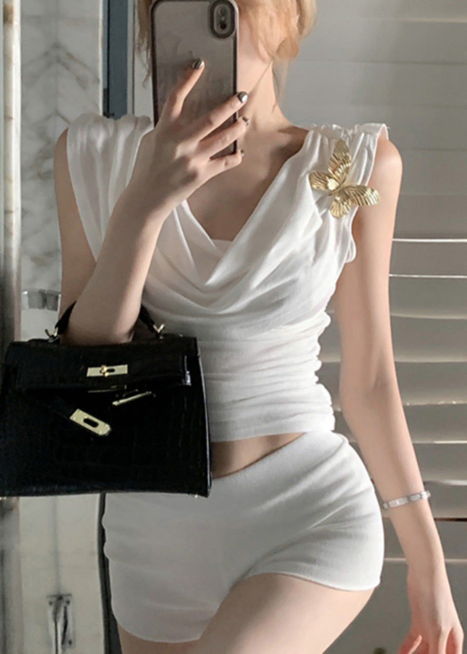 White Neck Turtle Vests Sleeveless Fashion Butterfly Decorated