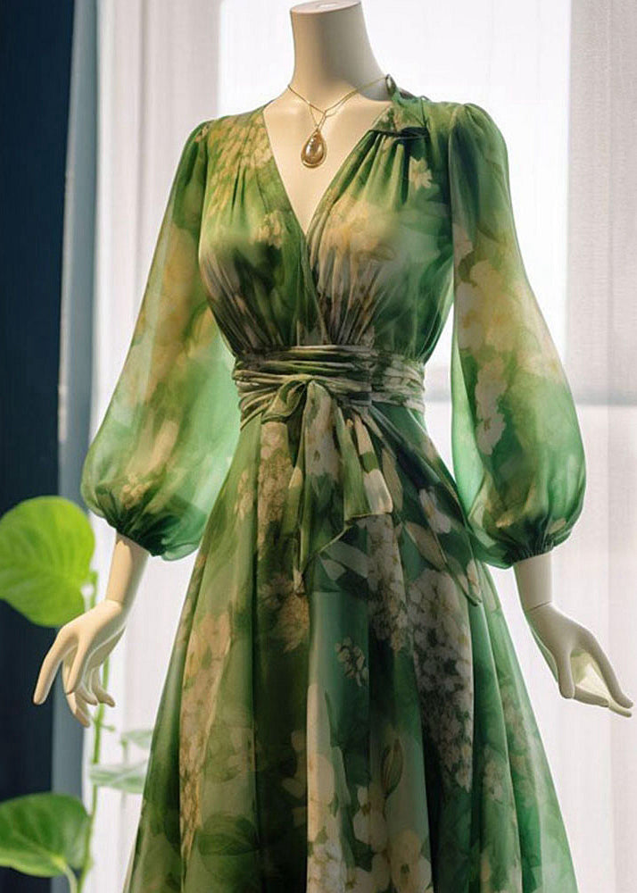 Robe en mousseline de soie à taille haute et col en V vert français à manches longues KJ024