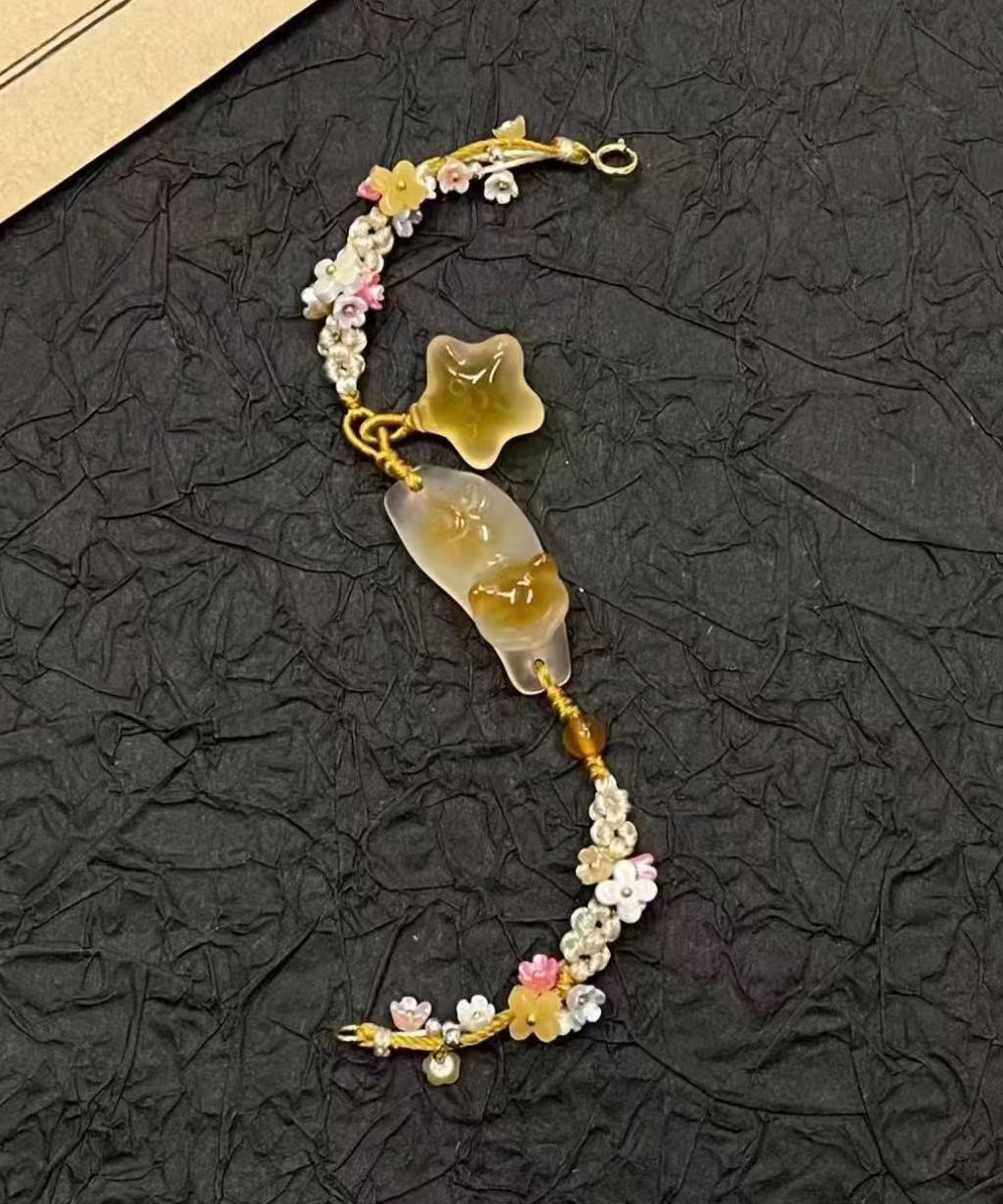 Handmade Weaving Gold Star Little Cats Sweet-Scented Osmanthus Charm Bracelet TX018