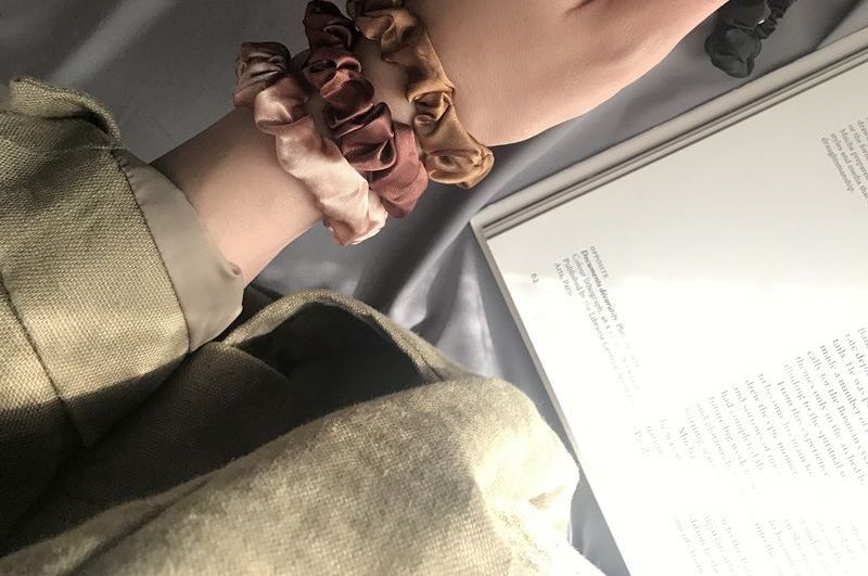 Silky 6: Set Scrunchies of