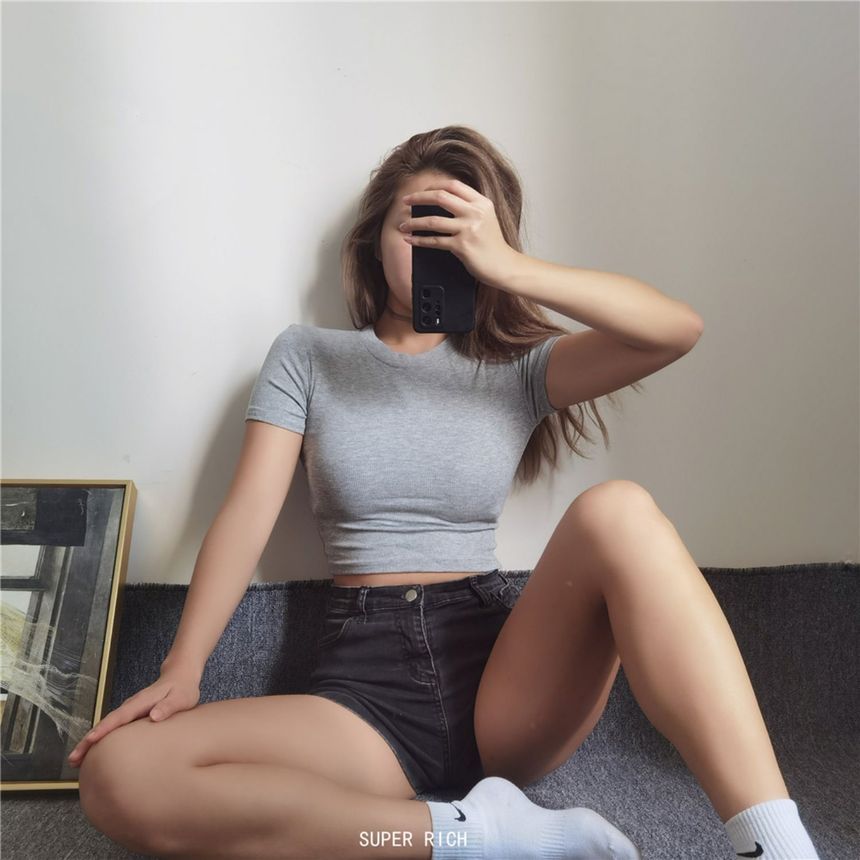 Top Cropped Plain Short-Sleeve