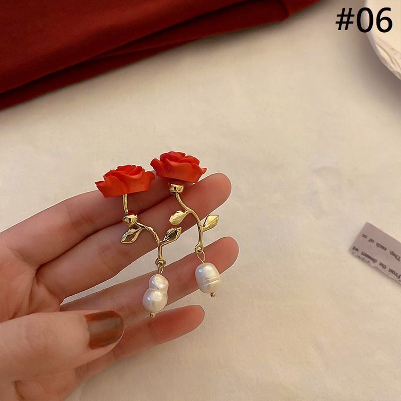/ Faux designs) Petal Pearl Earring Alloy (various