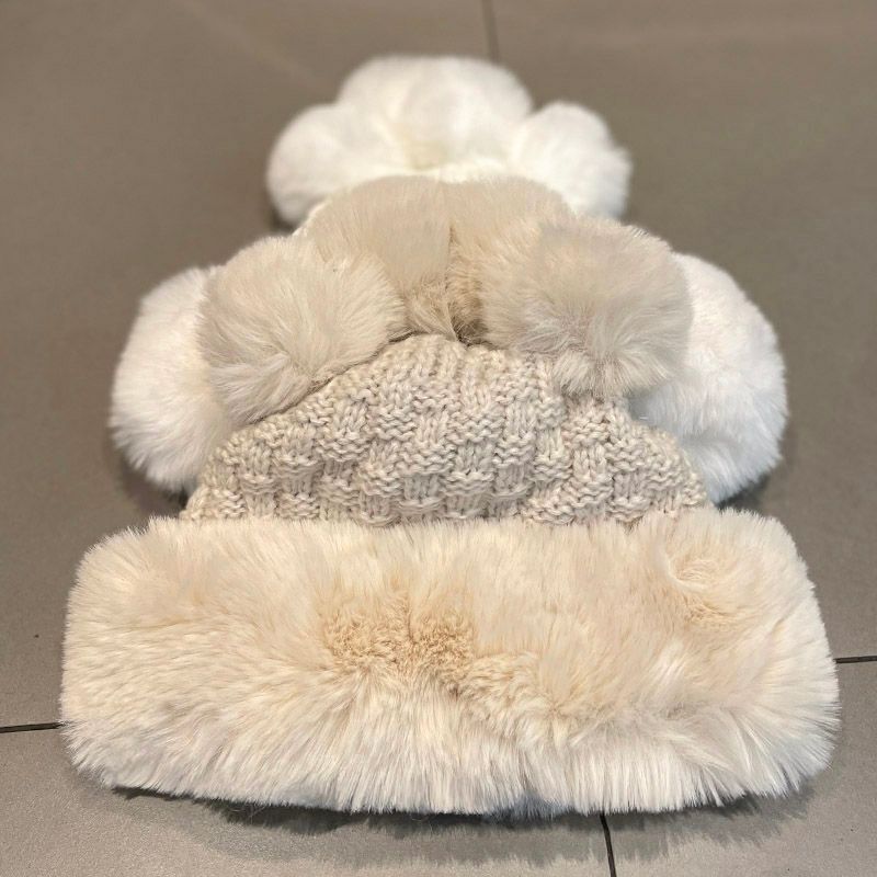 Fluffy Panel Beanie Pom