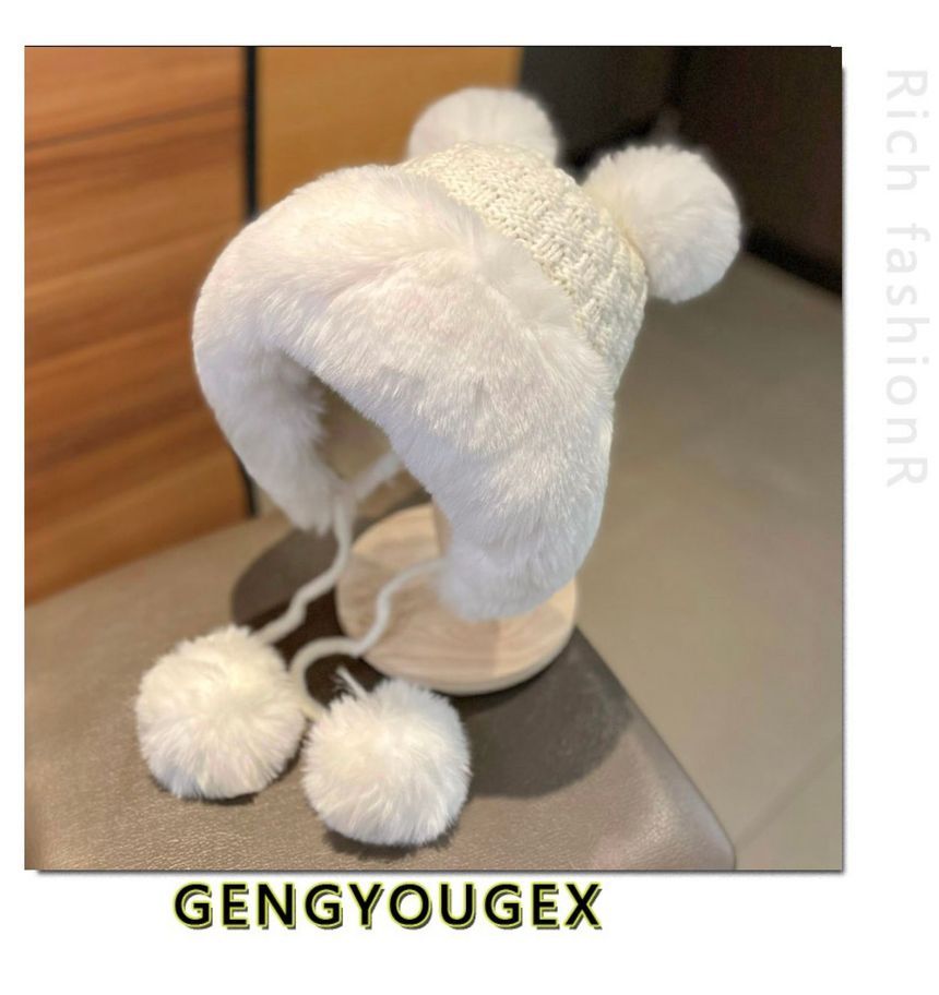 Fluffy Panel Beanie Pom