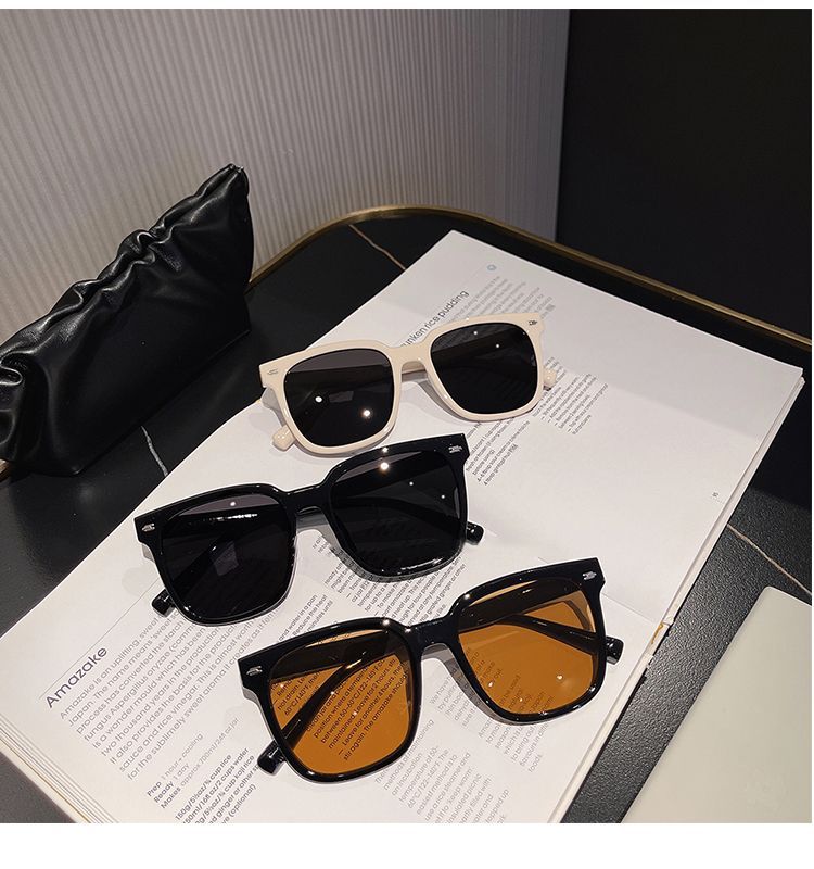 Sunglasses Square Resin