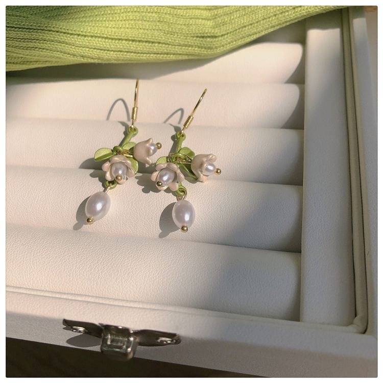 Faux Earring Necklace / Bracelet Hook Flower Pearl Stud