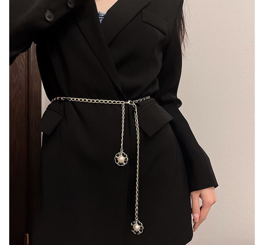 Pearl Belt Faux Floral Chain