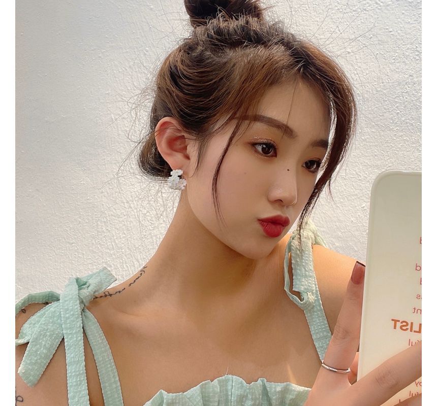 Hoop Flower Open Earring