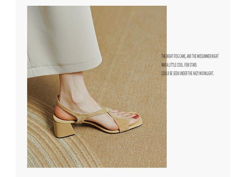 Square-Toe Strap Chunky Sandals Heel Cross