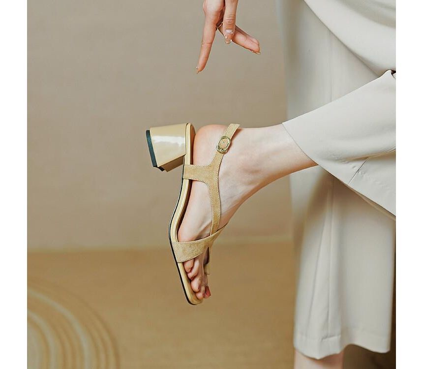 Square-Toe Strap Chunky Sandals Heel Cross