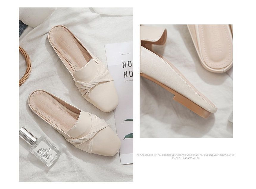 Mules Twisted Loafer Flat