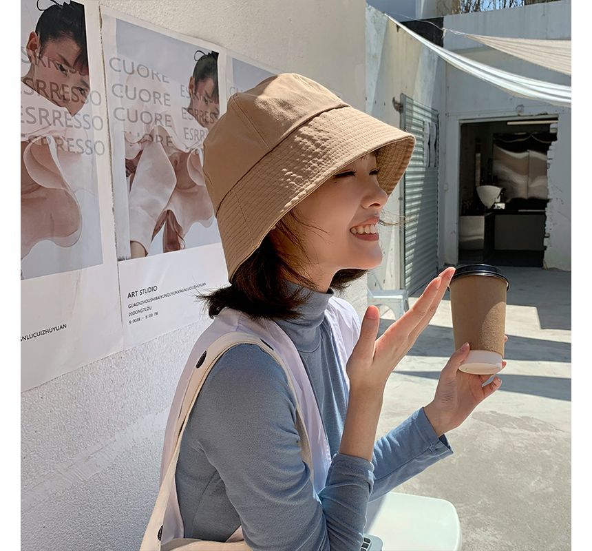 Plain Hat Bucket
