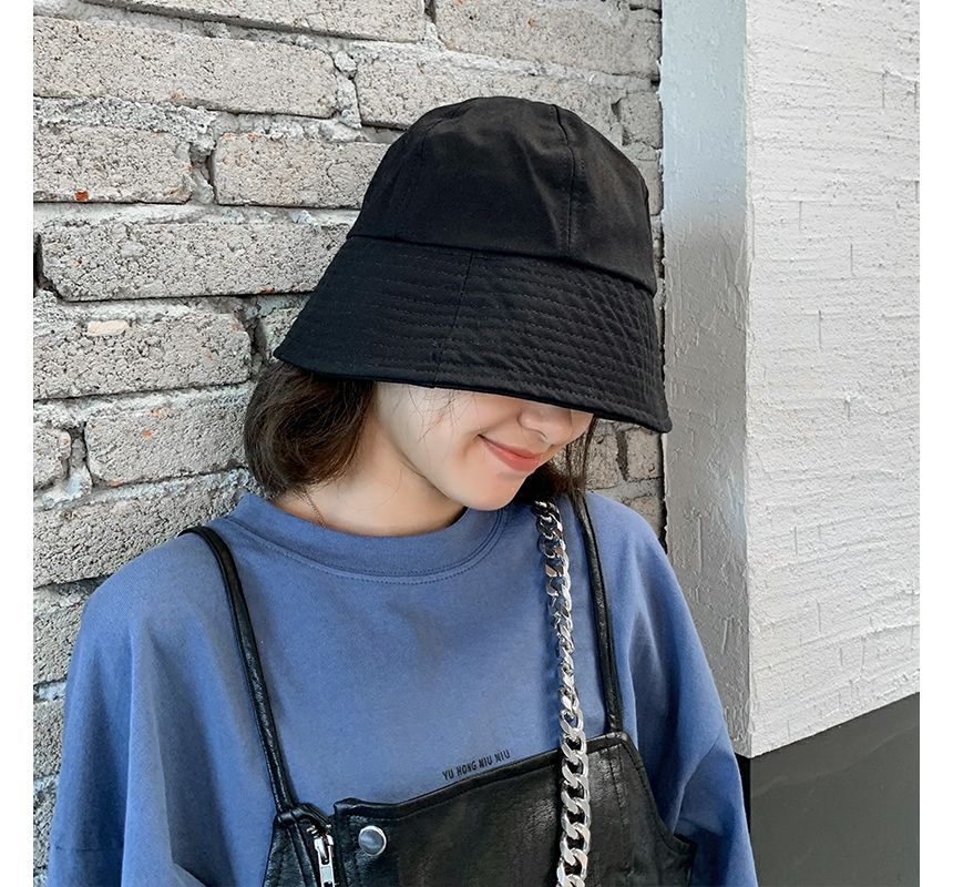 Plain Hat Bucket