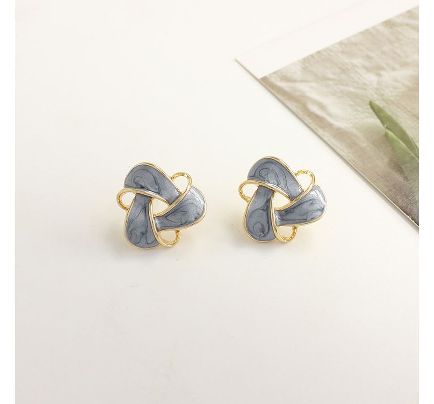 On Clip / Earring Ear Stud Triangle