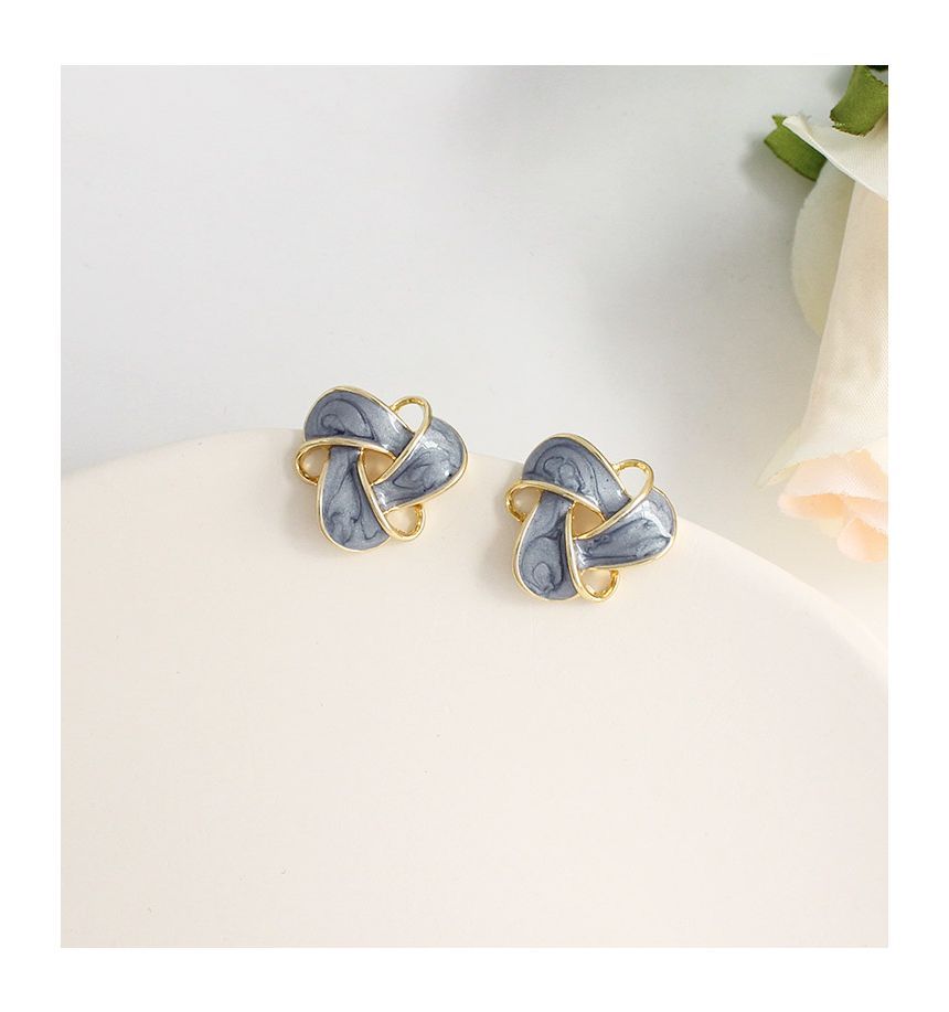 On Clip / Earring Ear Stud Triangle